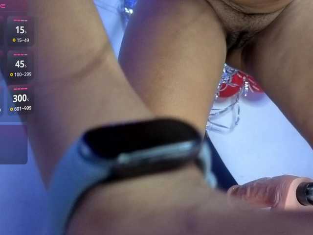 Kloe-Lopez live cam on BongaCams