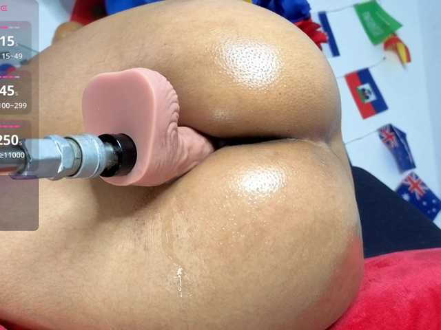 Kloe-Lopez live cam on BongaCams