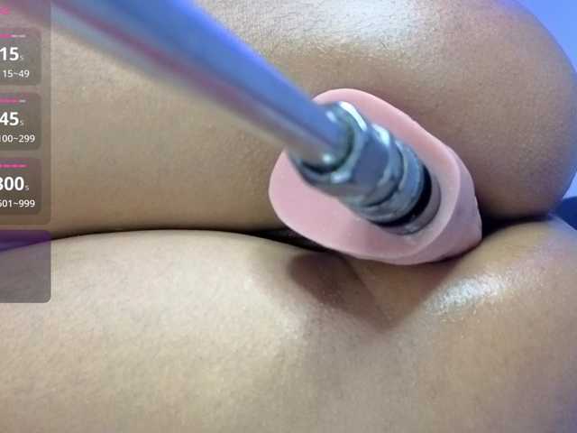 Kloe-Lopez live cam on BongaCams
