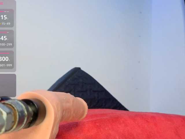 Kloe-Lopez live cam on BongaCams