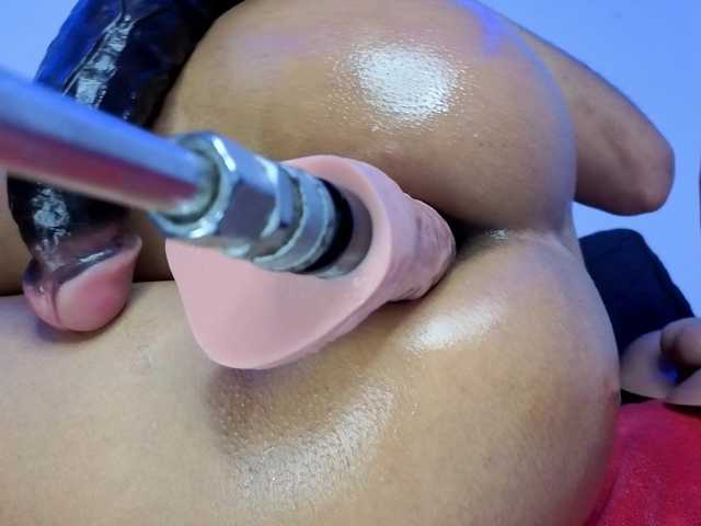 Kloe-Lopez live cam on BongaCams