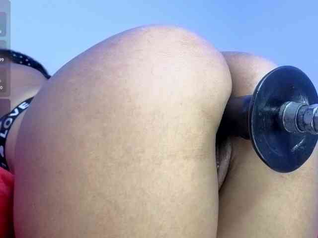 Kloe-Lopez webcam