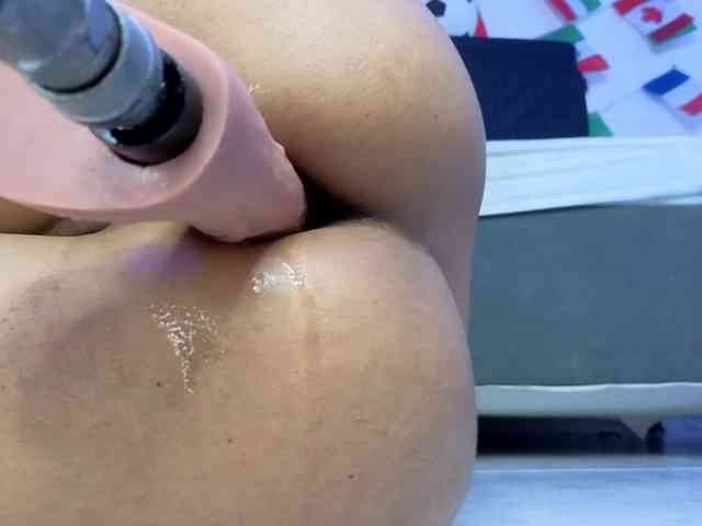 Kloe-Lopez webcam