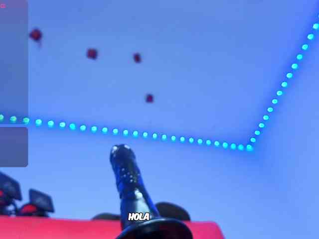 Kloe-Lopez webcam