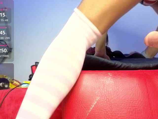Kloe-Lopez webcam