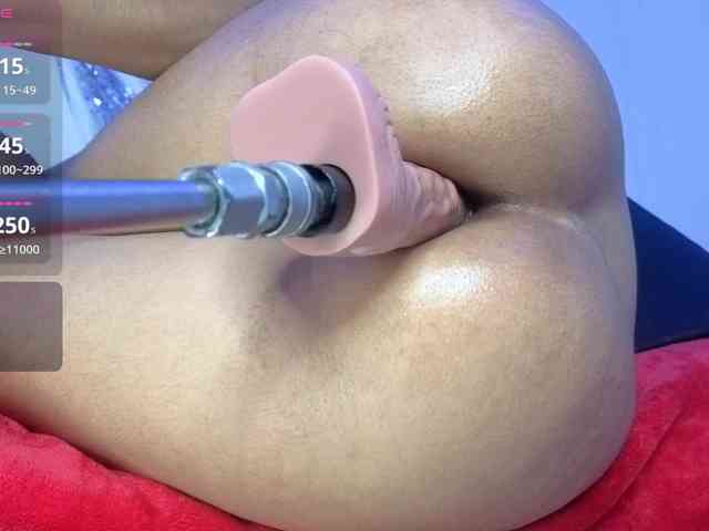 Kloe-Lopez webcam