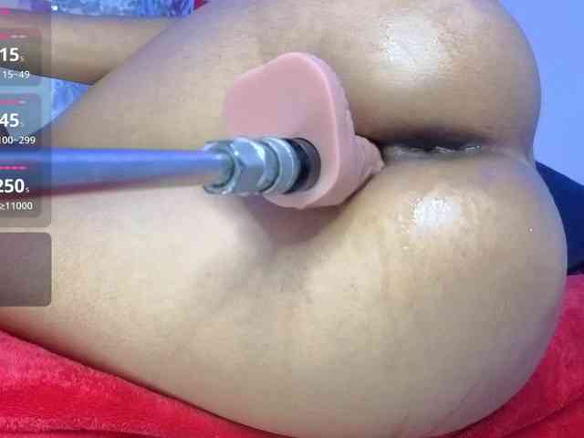 Kloe-Lopez webcam