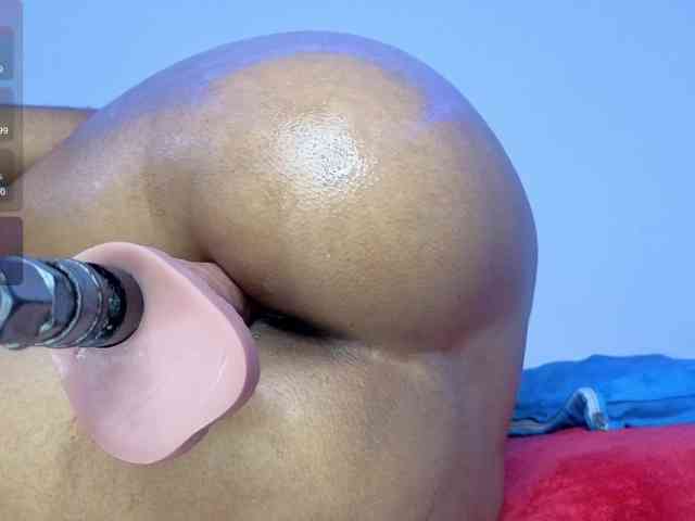 Kloe-Lopez webcam