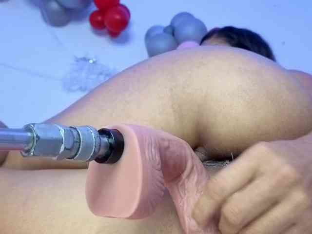 Kloe-Lopez webcam