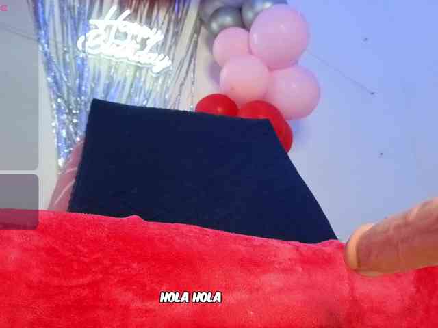 Kloe-Lopez webcam