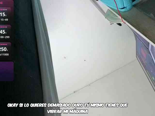 Kloe-Lopez webcam