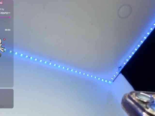 Kloe-Lopez webcam