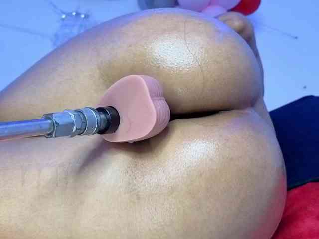 Kloe-Lopez webcam
