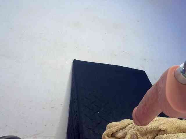 Kloe-Lopez webcam