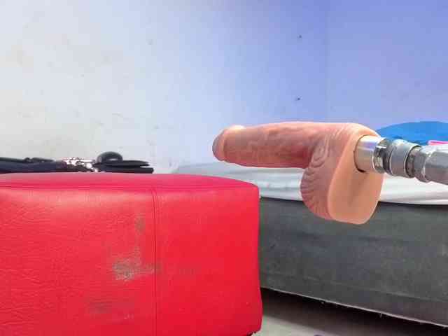 Kloe-Lopez webcam