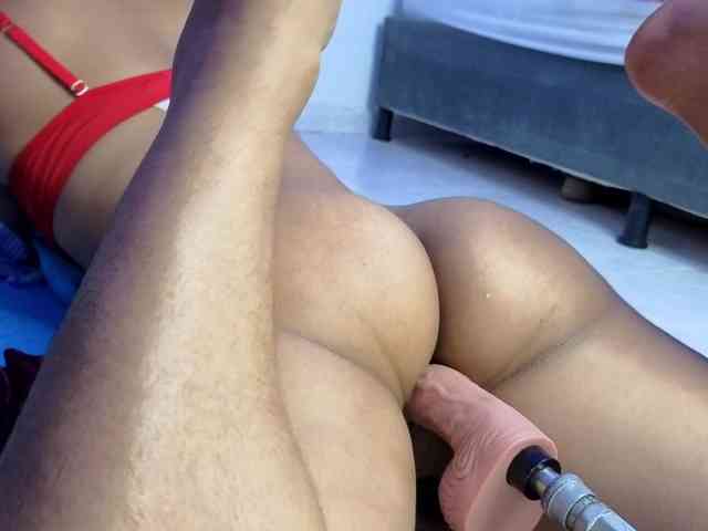 Kloe-Lopez webcam