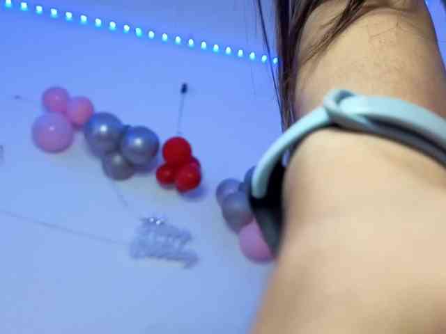 Kloe-Lopez webcam