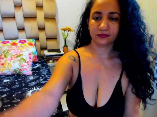 AlaskaMiller live cam on BongaCams