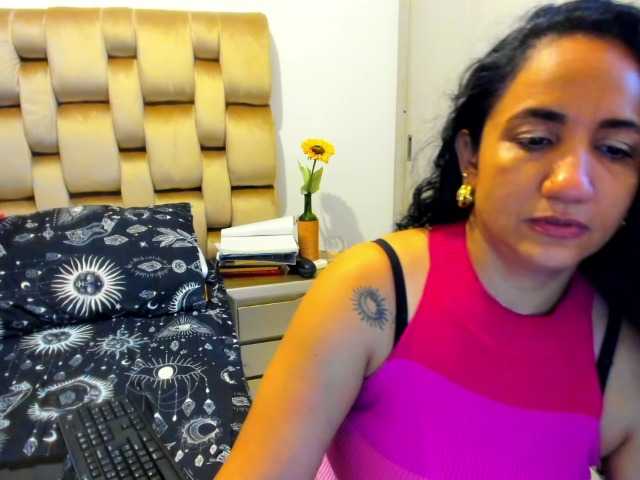 AlaskaMiller live webcam show