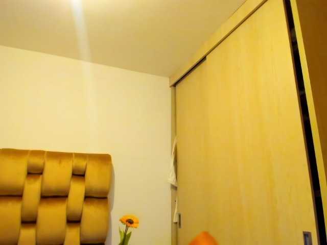 AlaskaMiller live cam on BongaCams
