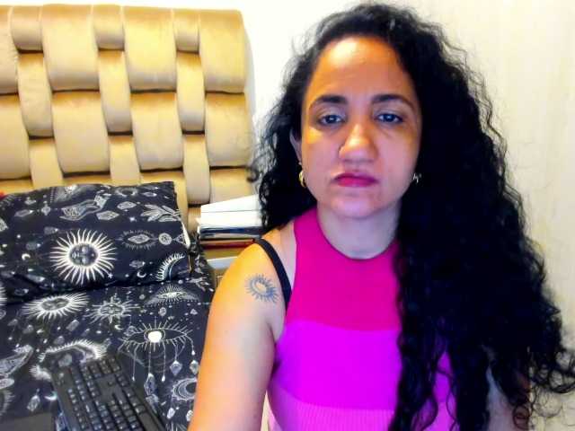 AlaskaMiller live webcam show