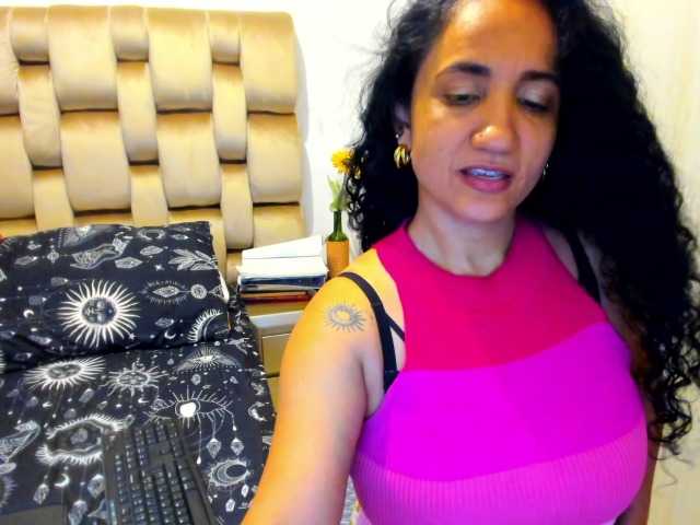 AlaskaMiller live webcam show