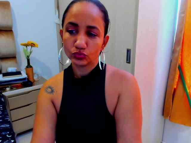 AlaskaMiller Sex Cam Show