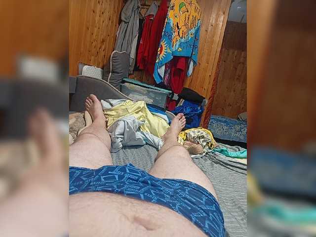 Andrei2409199 live cam on BongaCams