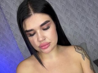 suchka-black- Porn Show
