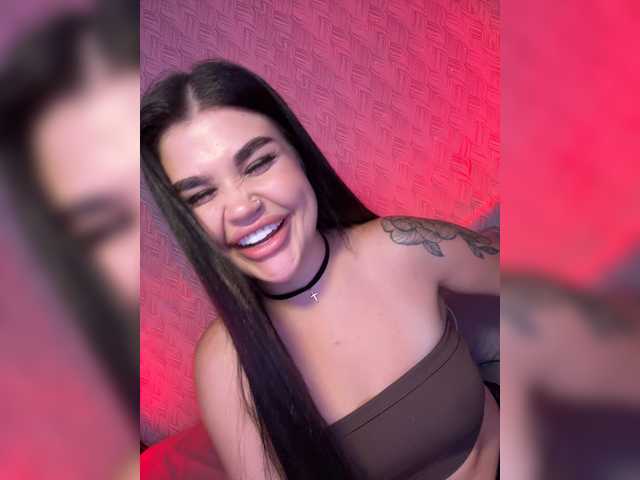 suchka-black- live sex show