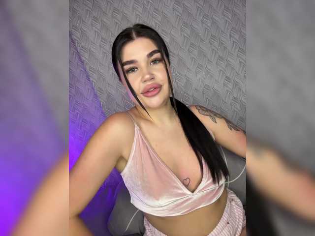 suchka-black- live cam on BongaCams