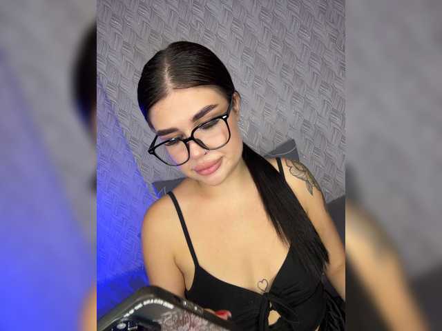 suchka-black- live cam on BongaCams