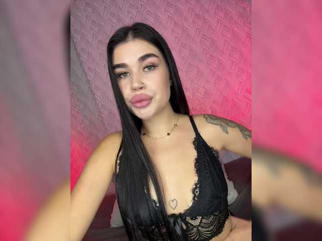 suchka-black- live cam on BongaCams