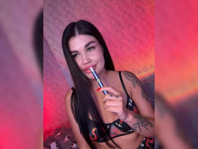 suchka-black- live cam on BongaCams