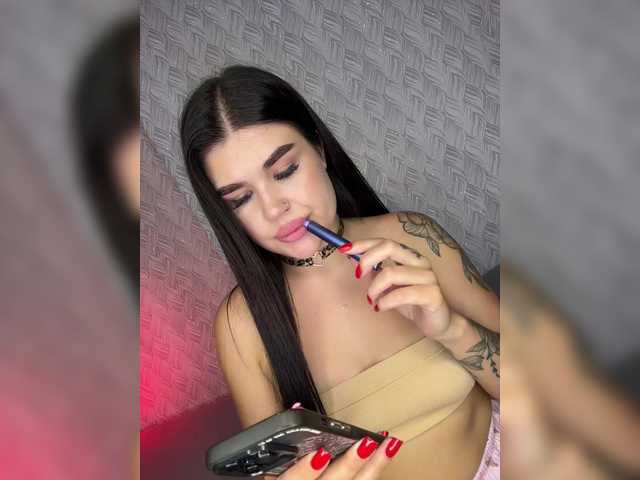 suchka-black- live cam on BongaCams