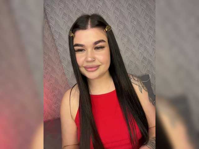  suchka-black- chat room
