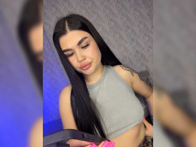 suchka-black- live cam on BongaCams