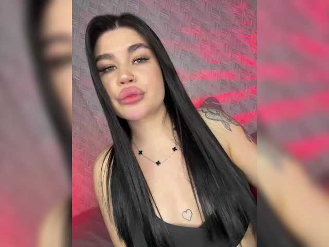 suchka-black-'s BongaCams show and profile