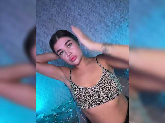 suchka-black- live cam on BongaCams