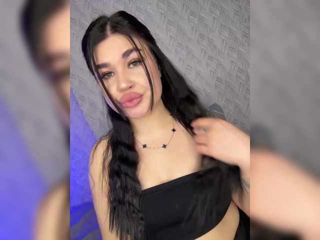 suchka-black-'s BongaCams show and profile