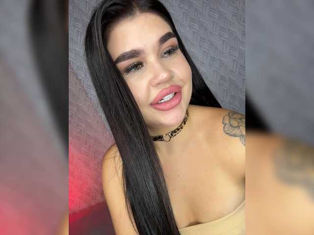 suchka-black- live cam on BongaCams