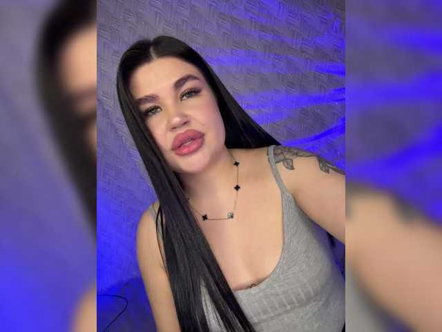 suchka-black-'s BongaCams show and profile