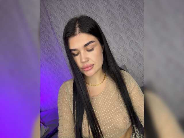 suchka-black- live cam preview