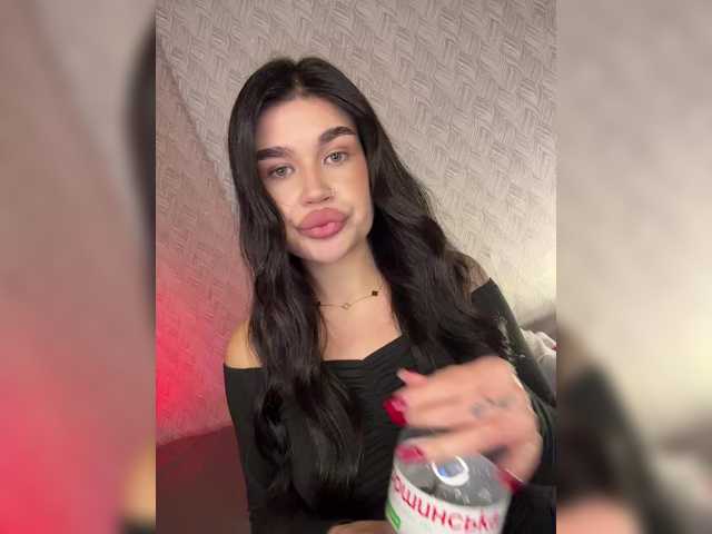 suchka-black- live cam on BongaCams