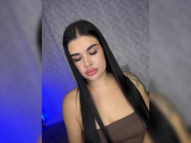 suchka-black- live cam
