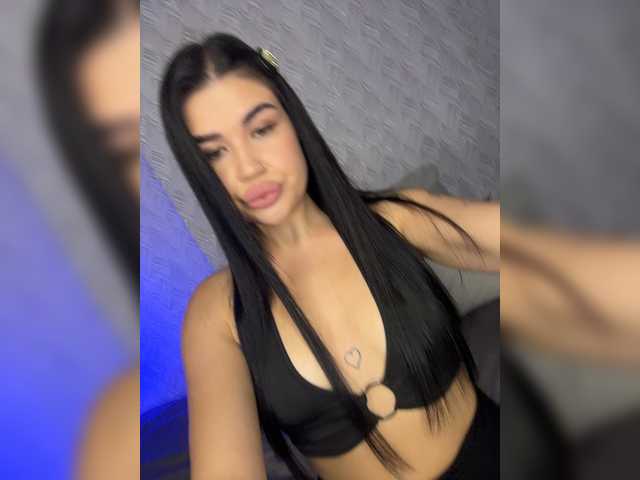 suchka-black- live cam on BongaCams