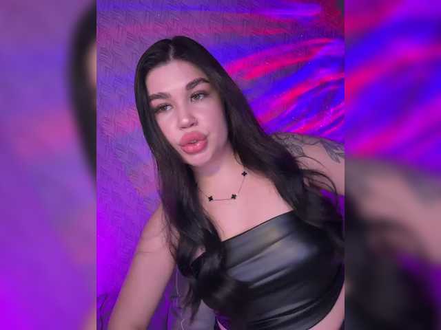 suchka-black-'s BongaCams show and profile