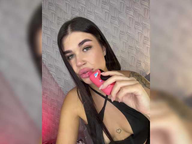 suchka-black- live cam on BongaCams