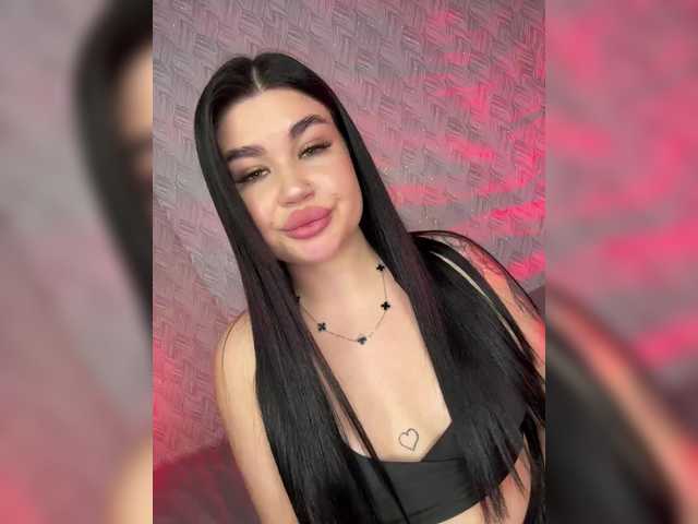 suchka-black-'s BongaCams show and profile