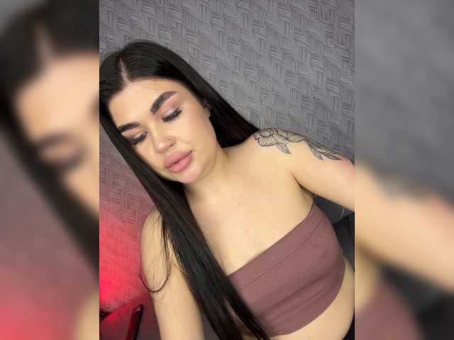 suchka-black- live sex show